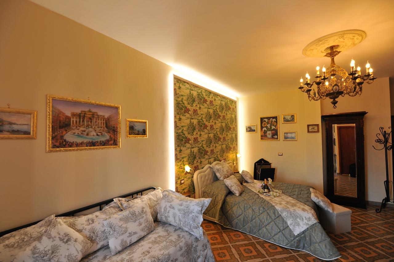 B&B Le Cycas Кастелламмаре-ди-Стабия Экстерьер фото